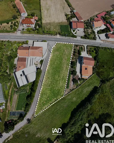 Fotografia 1 de Terreno urbano de 1740 m² em Ponte de Lima