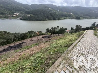 Fotografia 1 de Terreno de 5170 m² em Penafiel