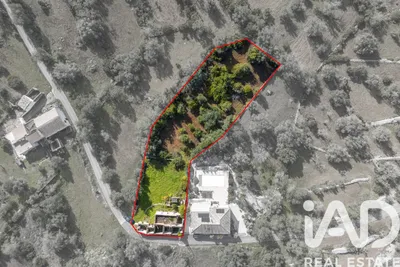 Fotografia 3 de Terreno misto de 2633 m² em Loulé