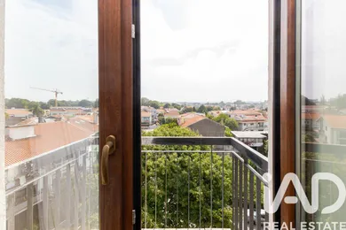 Apartamento T4 em Porto
