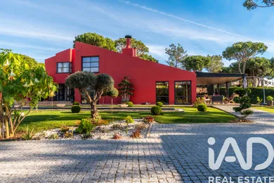 Detached house in Quarteira