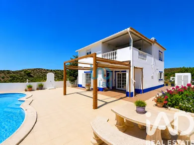 Moradia em Conceiçao e Cabanas de Tavira