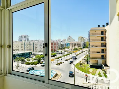 Apartamento T1 em Armação de Pêra