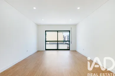 Apartamento T2 em Baixa da Banheira