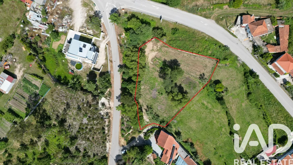 Terreno rústico de 2317 m² em União das Freguesias de São Miguel, Santa Eufémia e Rabaçal