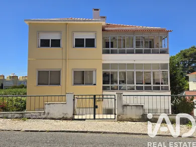 Apartamento T2 em Loures