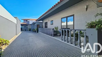 Moradia geminada em Avanca