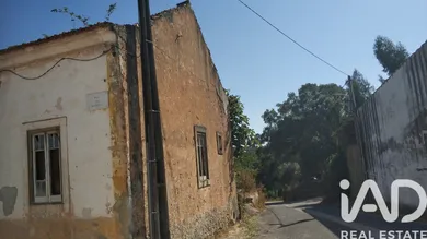 Moradia térrea em Rio Maior