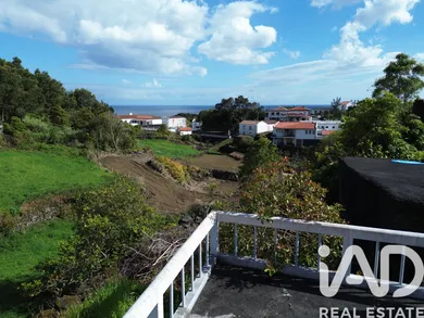 House  in Lajes do Pico