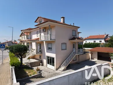 Semi-detached house in Mangualde