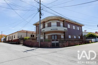 Moradia em Paramos