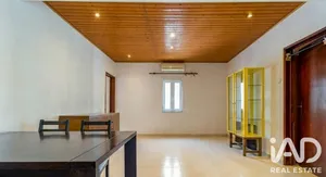 Apartamento T2 em Cruz Quebrada-Dafundo