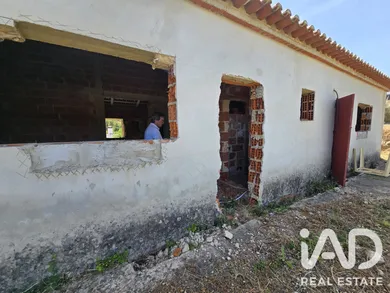 Rustic house in Sabóia