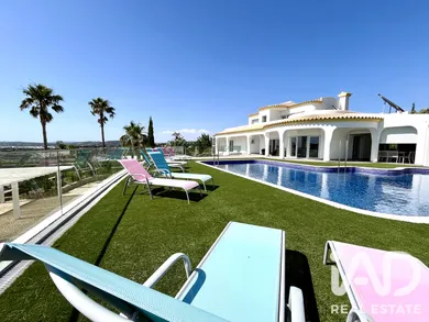 Moradia bi-familiar em Faro