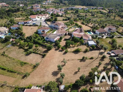 Fotografia 3 de Terreno urbano de 1858 m² em Coimbra