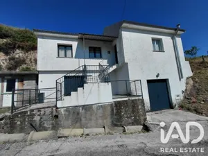 Maison de campagne à Fiães