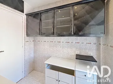 Apartamento T2 em Cacém