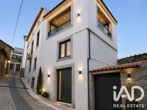 House  in Fajão