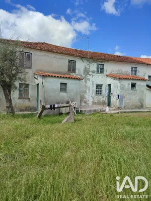 House  in Lagares da Beira