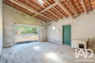 Terreno urbano em Azueira
