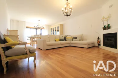 Apartamento T4 em Quinta Grande