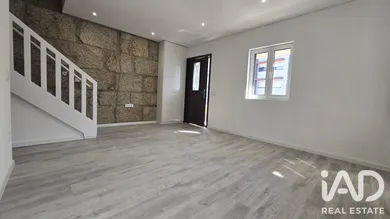 Duplex T4 in Amarante