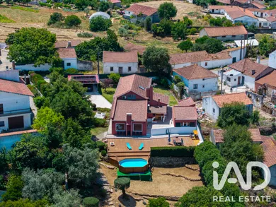 Casa/Moradia  em Benedita