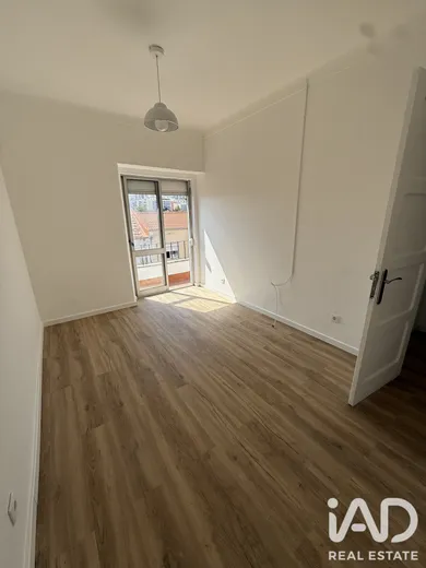 Apartamento T2 em Queluz