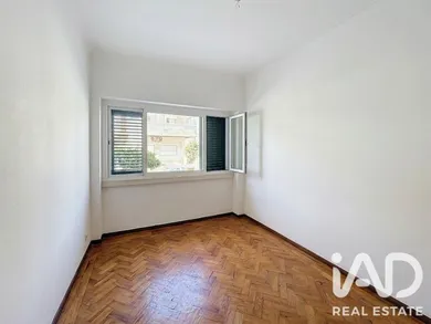 Apartamento T2 em Almada