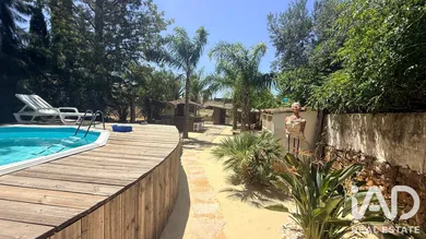 Casa/Moradia  em Santa Bárbara de Nexe