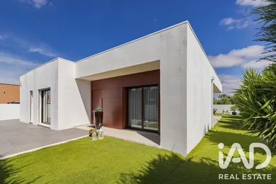 Moradia  em São Lourenço