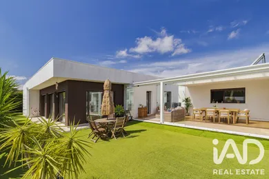 Moradia  em São Lourenço