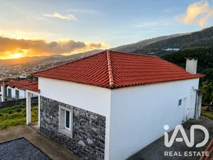 Moradia térrea  em Funchal