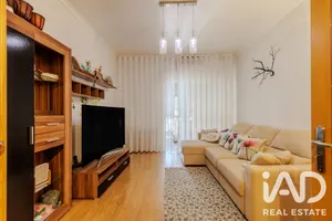 Apartamento em Póvoa de Santo Adrião