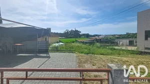 Casa com espaço comercial  em Avanca