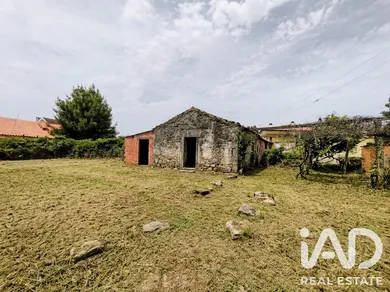 Moradia térrea  em Vila fria