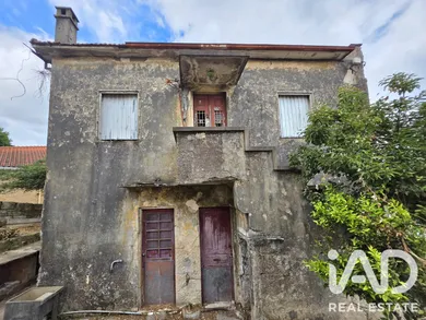 Moradia  em São Mamede de Infesta