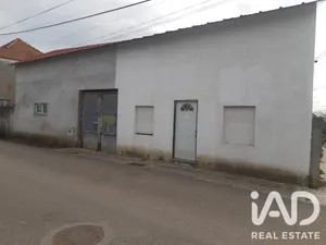 Moradia  em Oliveirinha