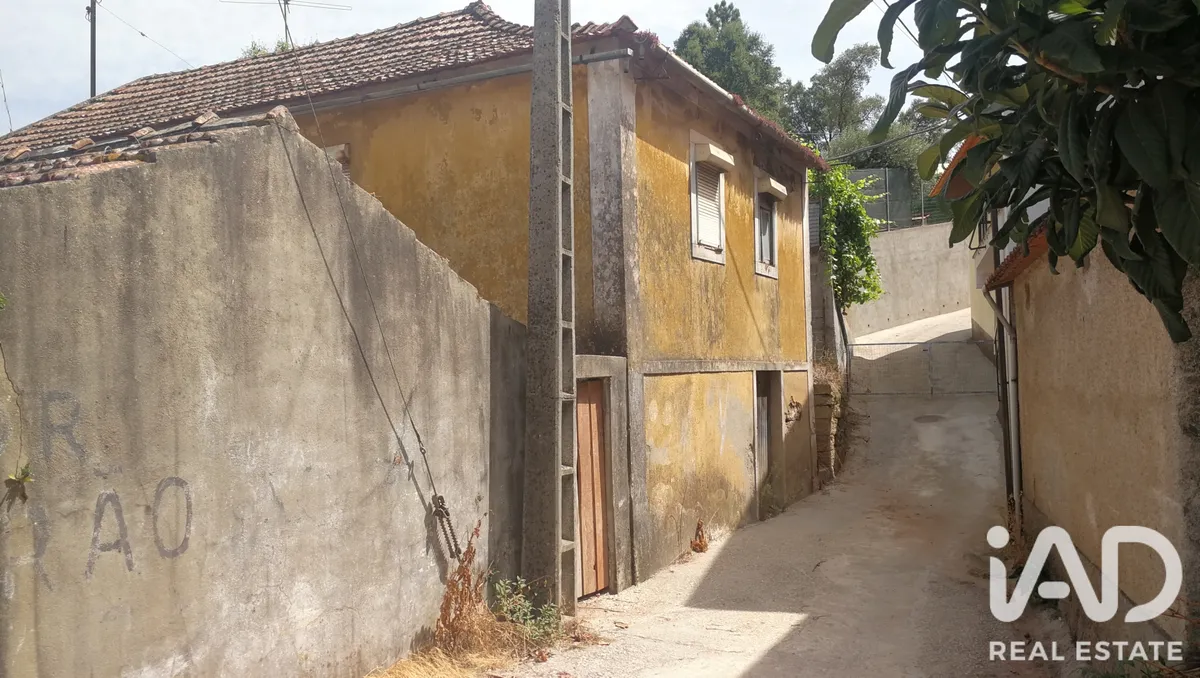 Casa/Moradia de 340 m² em Penela