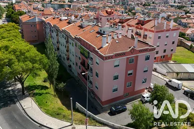 Apartment T2 in Algueirão-Mem Martins