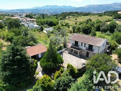 Park home in Vila Real