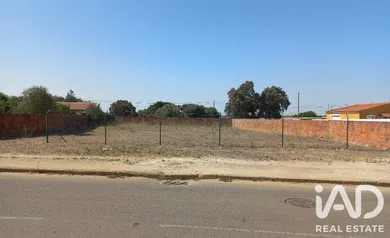 Terreno urbano em Cano