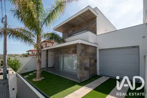 House in Leiria