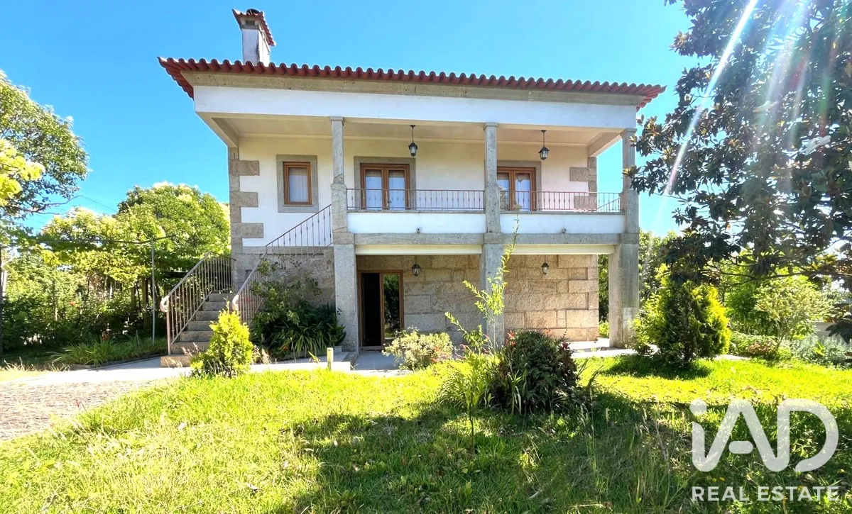 Casa/Moradia 4 quartos de 315 m² em Lanheses