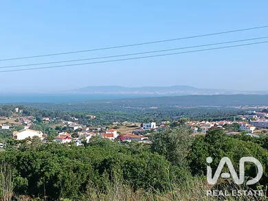 Terreno urbano em Sesimbra