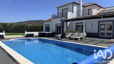 Moradia em Quelfes