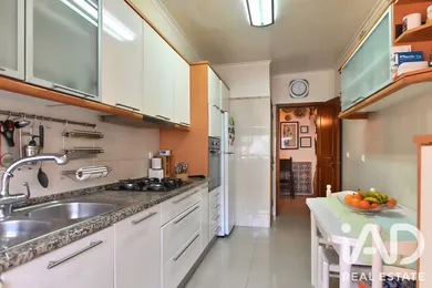 Apartamento T3 em São Domingos de Rana