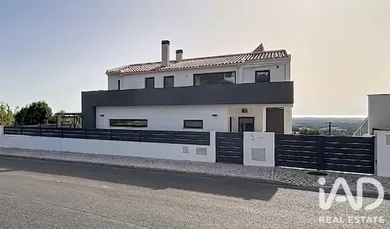 Detached house in Santiago do Cacém