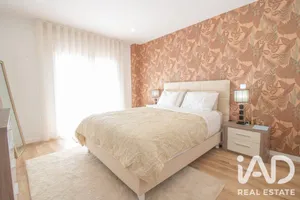 Apartamento T4 em Bombarral