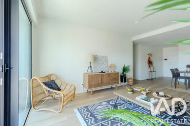 Apartamento T2 em Algés
